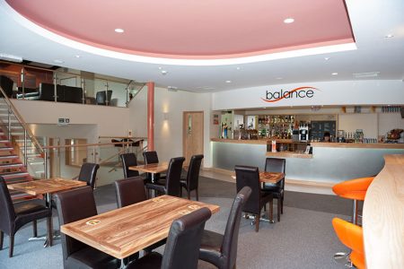 Balance bar and café